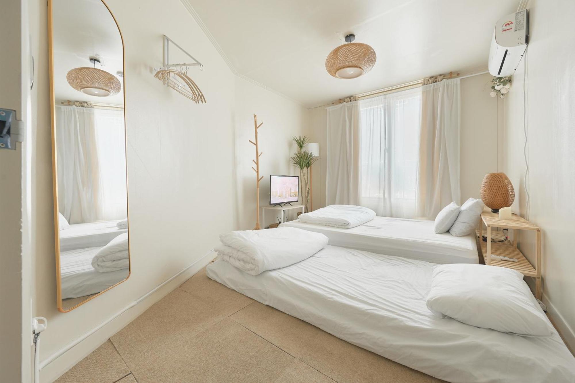 Apartment Sensibility House
