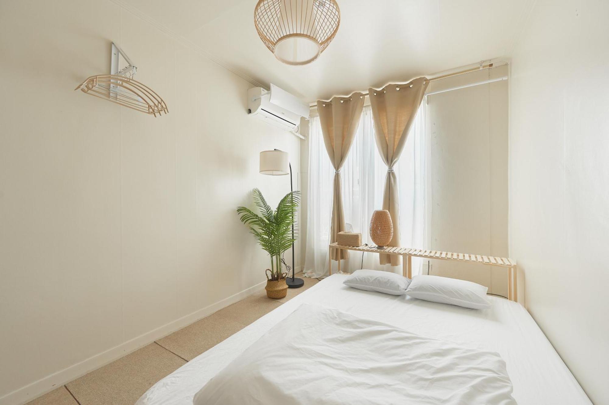 Apartment Sensibility House